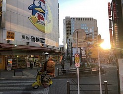 ドンキホーテ前